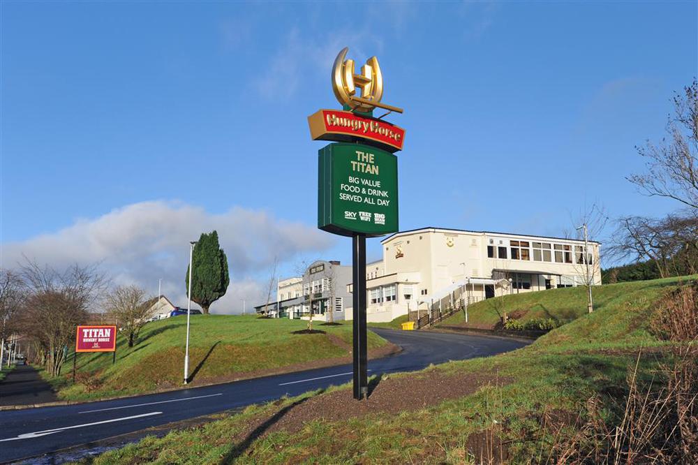 The Titan Hotel Clydebank Exterior photo
