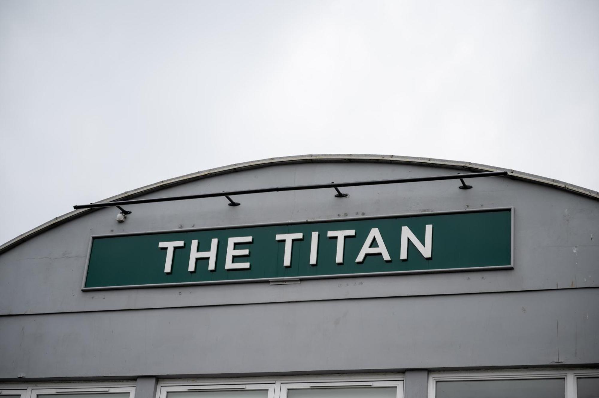 The Titan Hotel Clydebank Exterior photo